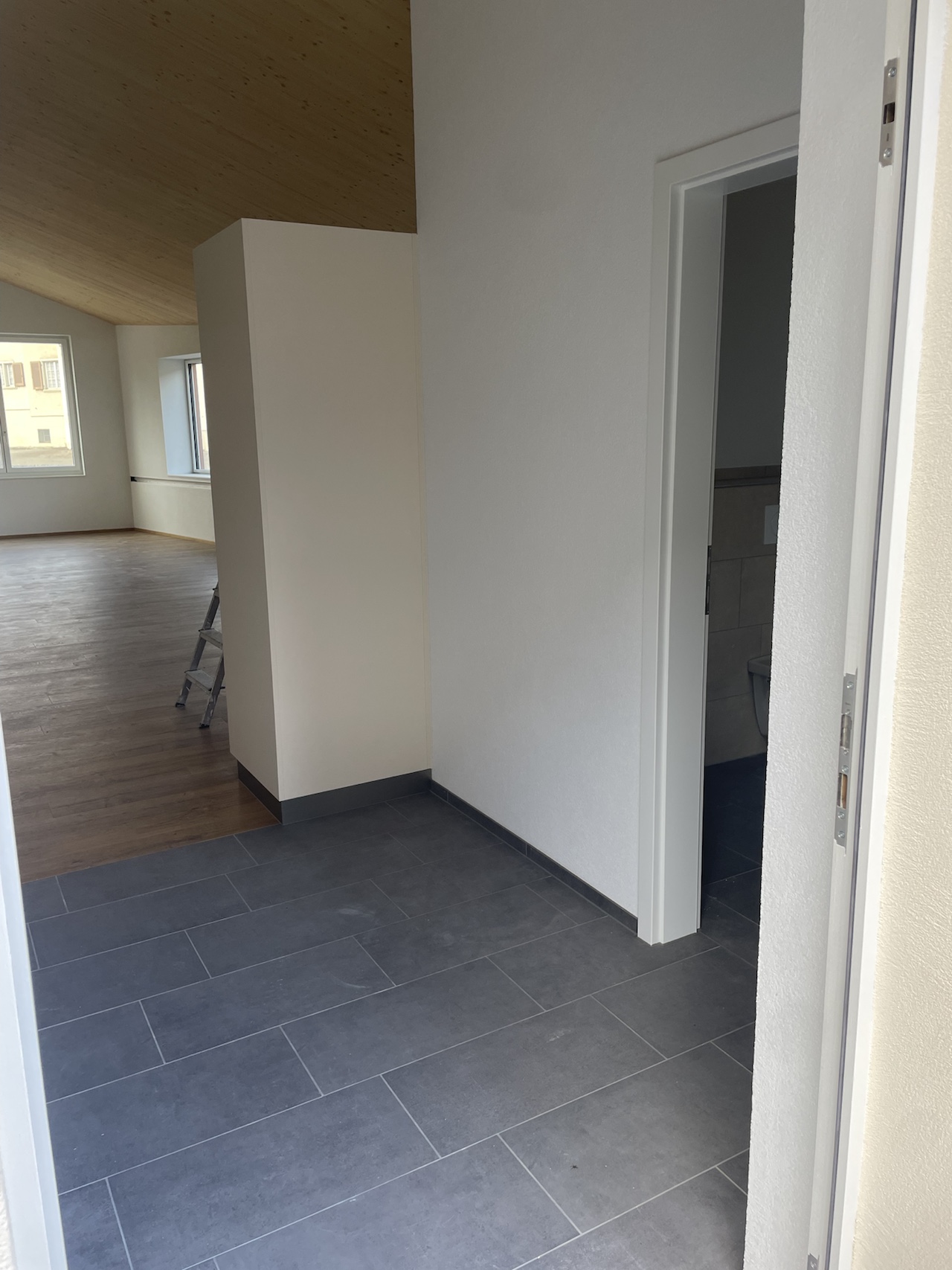 IMG_5945_2.HEIC_compressed